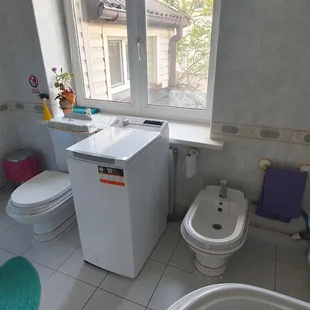 Huoneisto Aparthotel Savas 2 - Two-Bedroom Apartment With Free Parking Kaunas