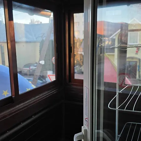 Savas 2 In And Parking Appartement 4*